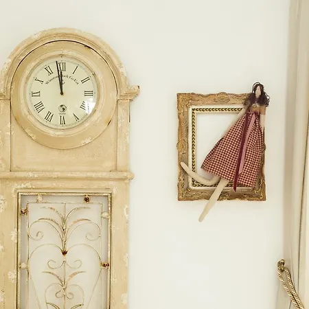 Anni Art Apartment
